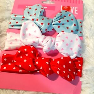 Infant Baby Headbands 3 Pack LOVE Hearts Size 0-6 Months NEW